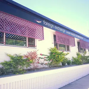 Foreign Exchange Accommodation-beachside Hostel Townsville